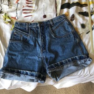 Vintage high waisted jean shorts